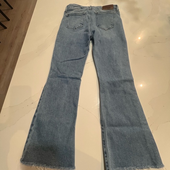 BUCKLE Jeans - Picture 2 of 7